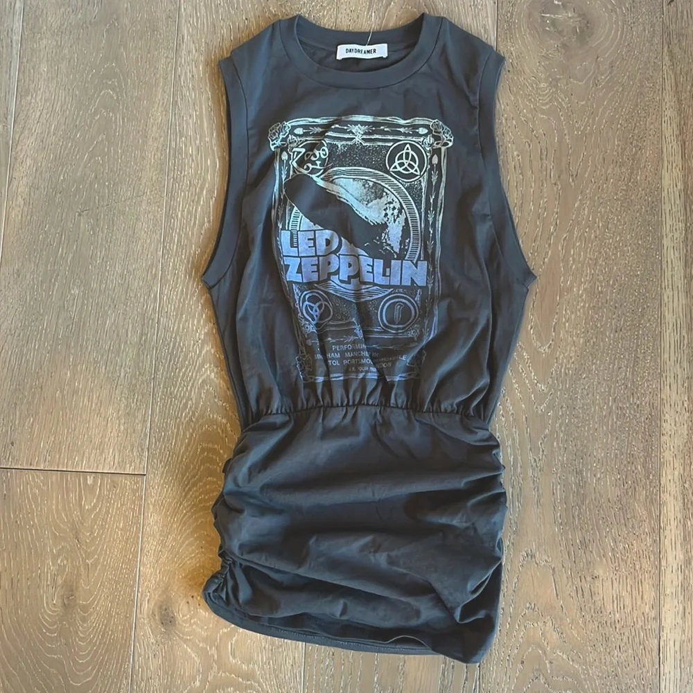 ⚠️Sold-G-2/12/23⚠️Daydreamer Led Zeppelin Sleeveless Tee Dress